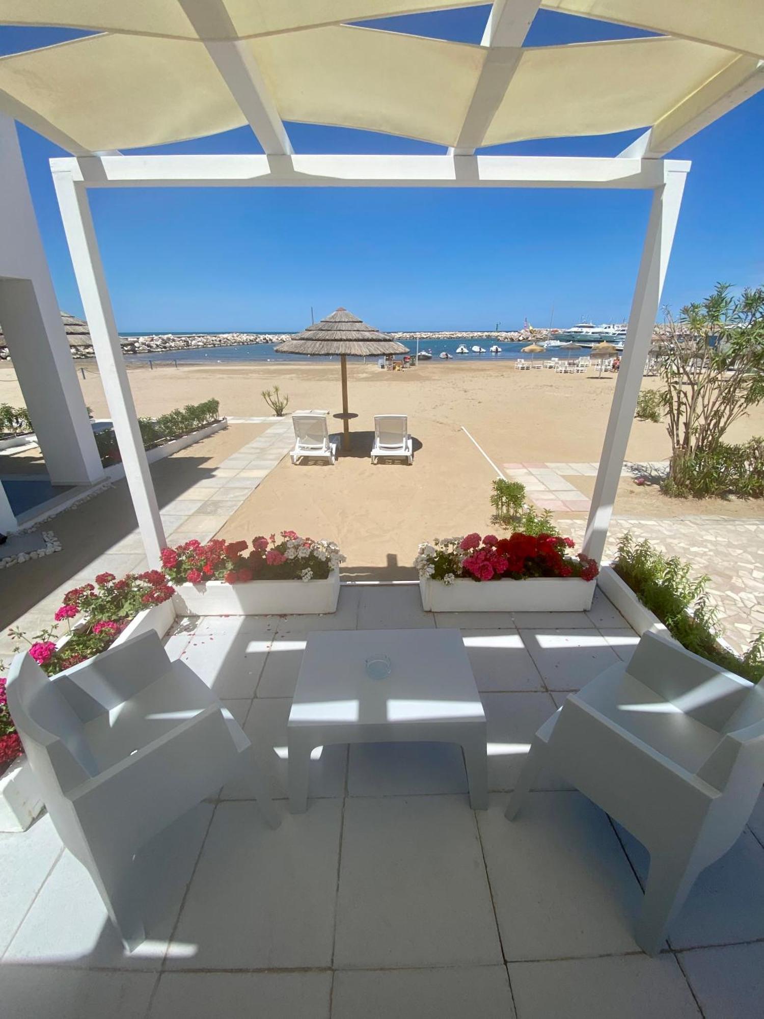 Marina Bay Beach Hotel Peschici Exterior foto